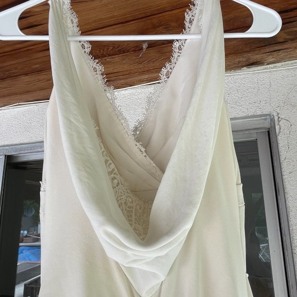 Nicole Miller "Nina" Design Silk Ivory and Lace Wedding Gown with Train Size 4 - Picture 6 of 8